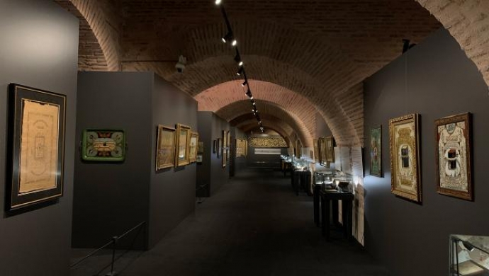 تاريخ الرحلات بين مكة والمدينة والقدس.. معرض "الطريق المقدس" يستقبل الزوار في منطقة السلطان أحمد